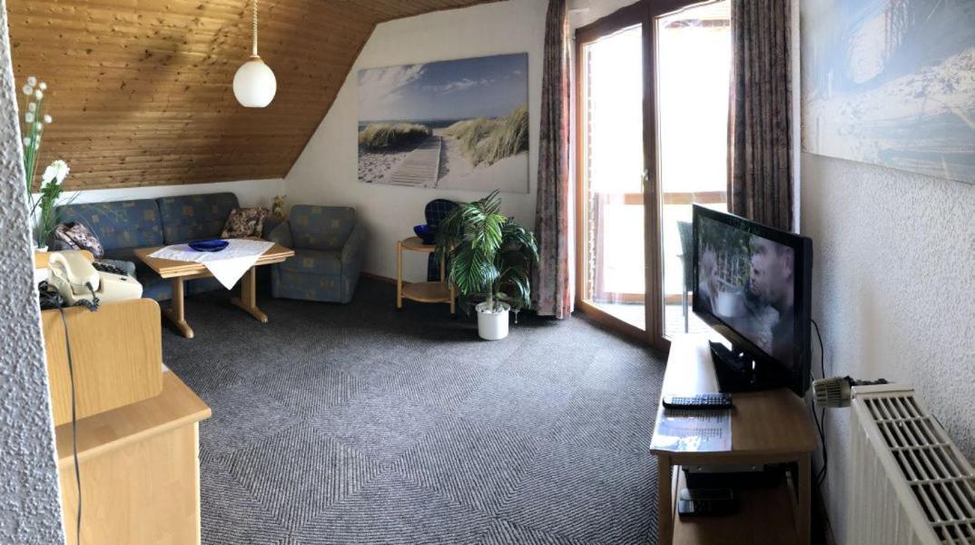 Apartamento Haus Emken Neuharlingersiel Exterior foto