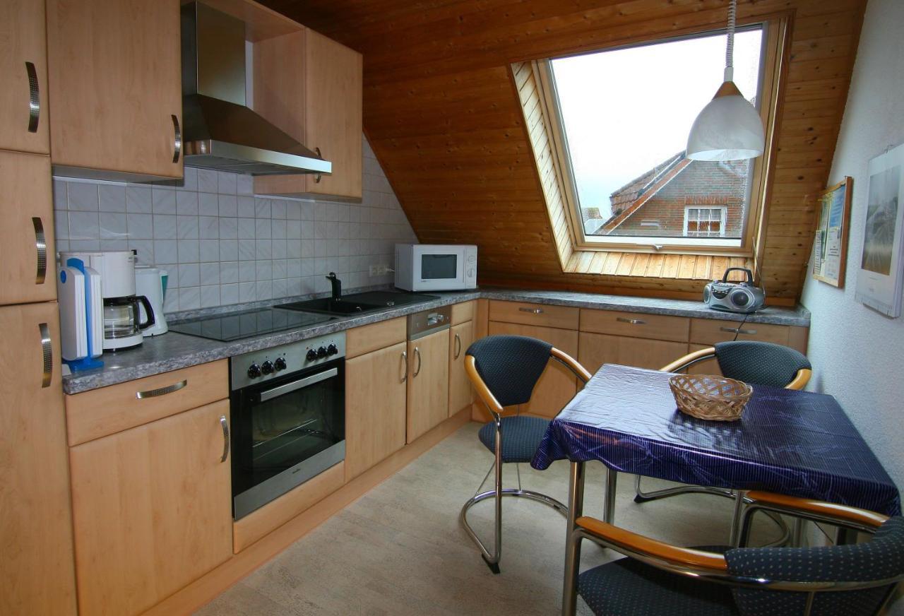 Apartamento Haus Emken Neuharlingersiel Exterior foto